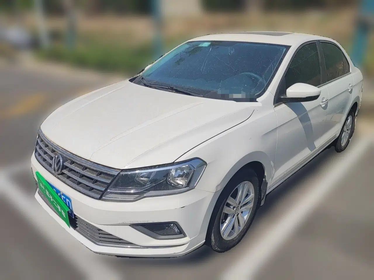 Volkswagen Jetta 2017 1.5L Manual Comfort Model — миниатюра 1