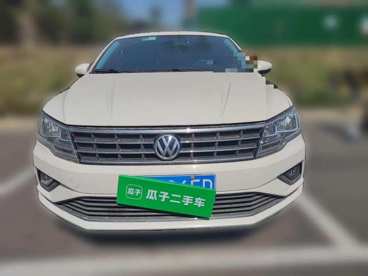 Volkswagen Jetta 2017 1.5L Manual Comfort Model — миниатюра 2