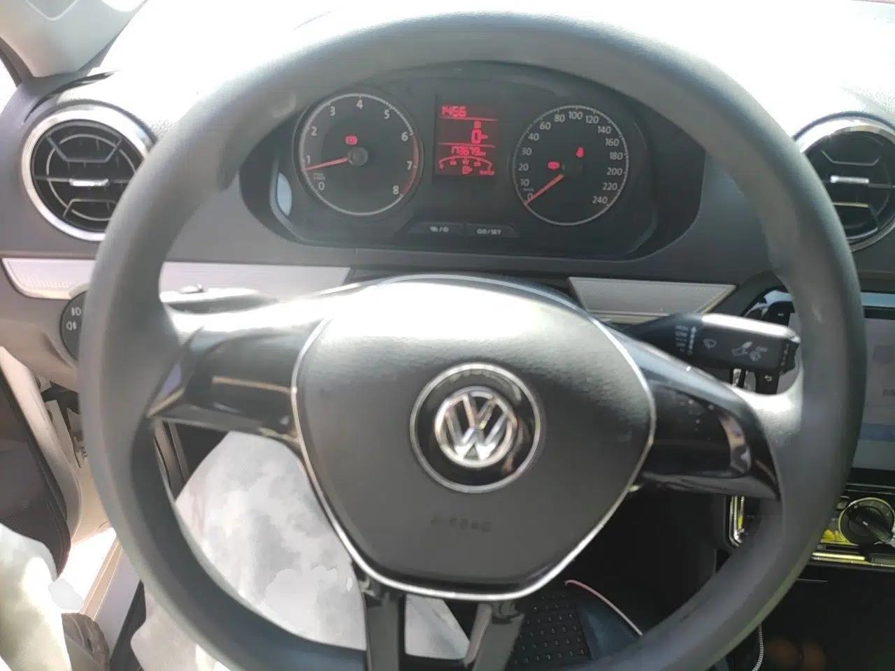 Volkswagen Jetta 2017 1.5L Manual Comfort Model — миниатюра 11