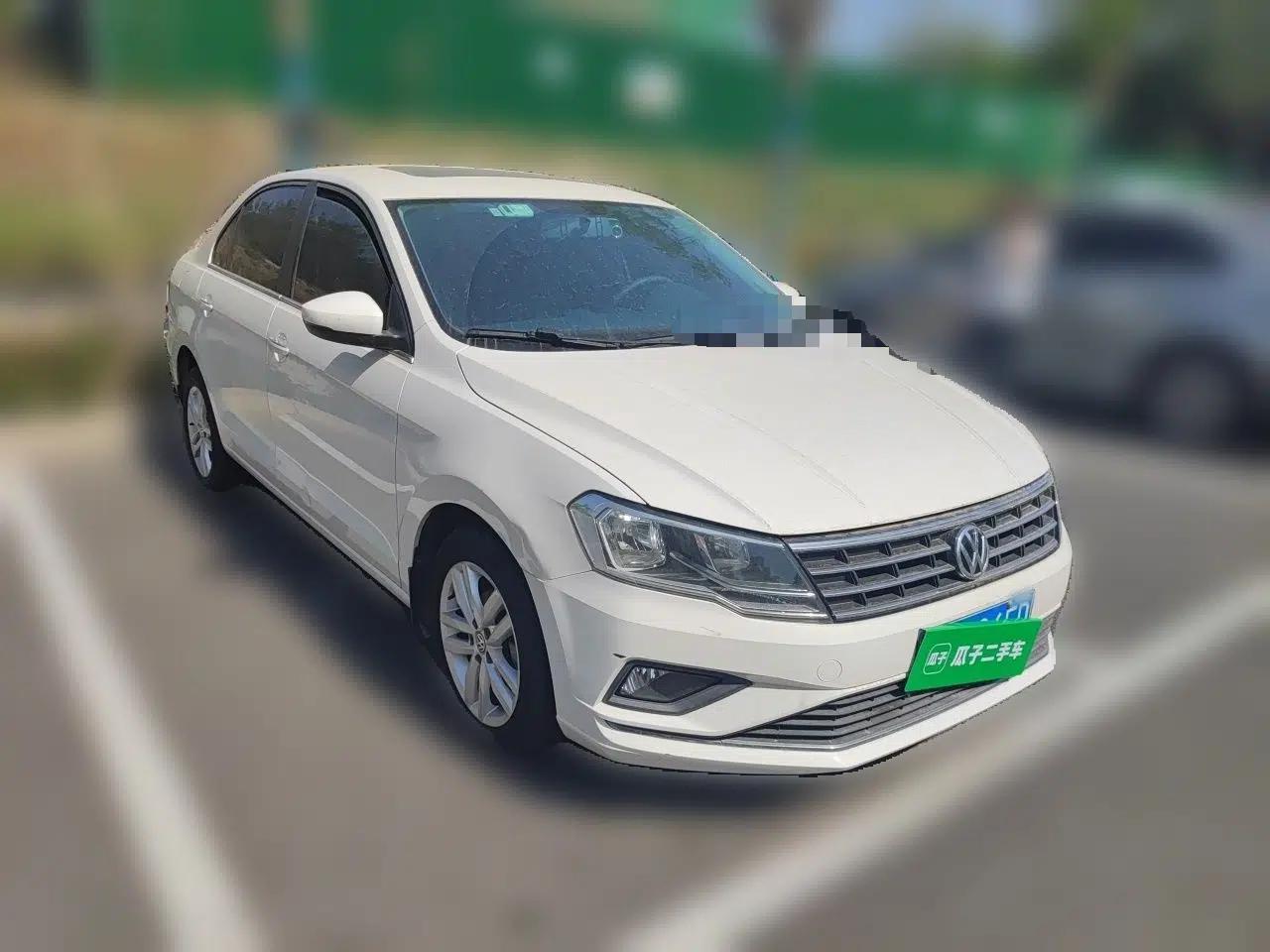 Volkswagen Jetta 2017 1.5L Manual Comfort Model — миниатюра 3