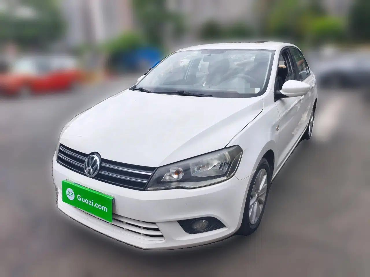Volkswagen Jetta 2013 1.6L Manual Comfort Model — миниатюра 1