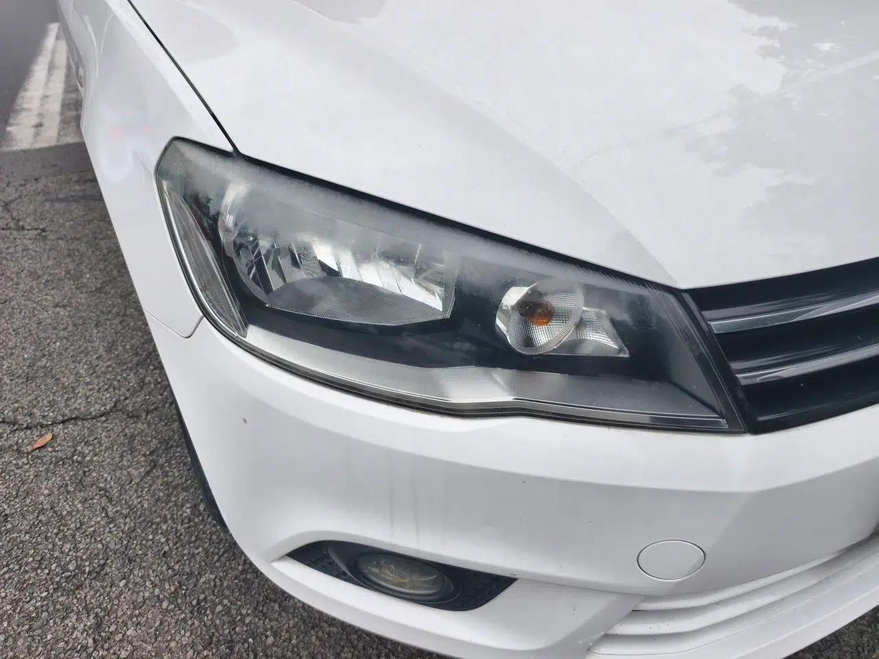 Volkswagen Jetta 2013 1.6L Manual Comfort Model — миниатюра 7