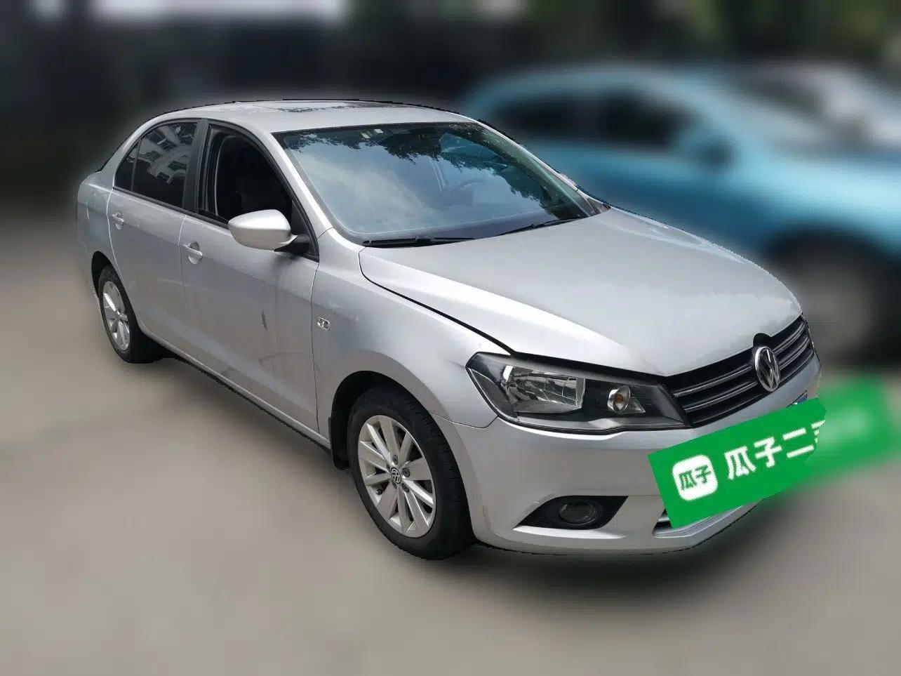 Volkswagen Jetta 2015 1.6L Automatic Comfort Model — миниатюра 3