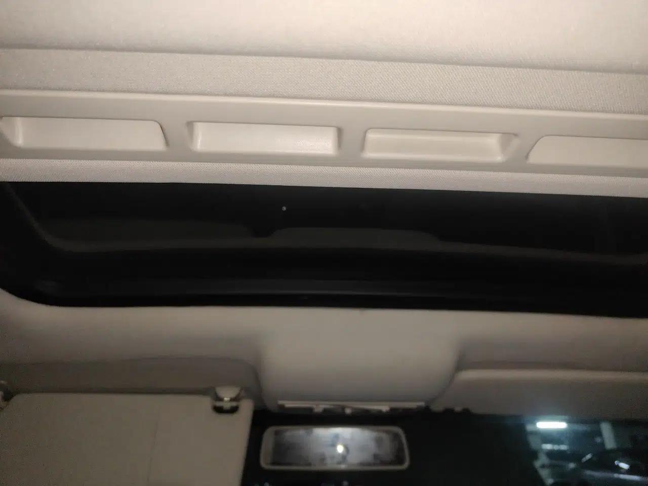 Volkswagen Jetta 2013 1.6L Automatic Comfort Model — миниатюра 19