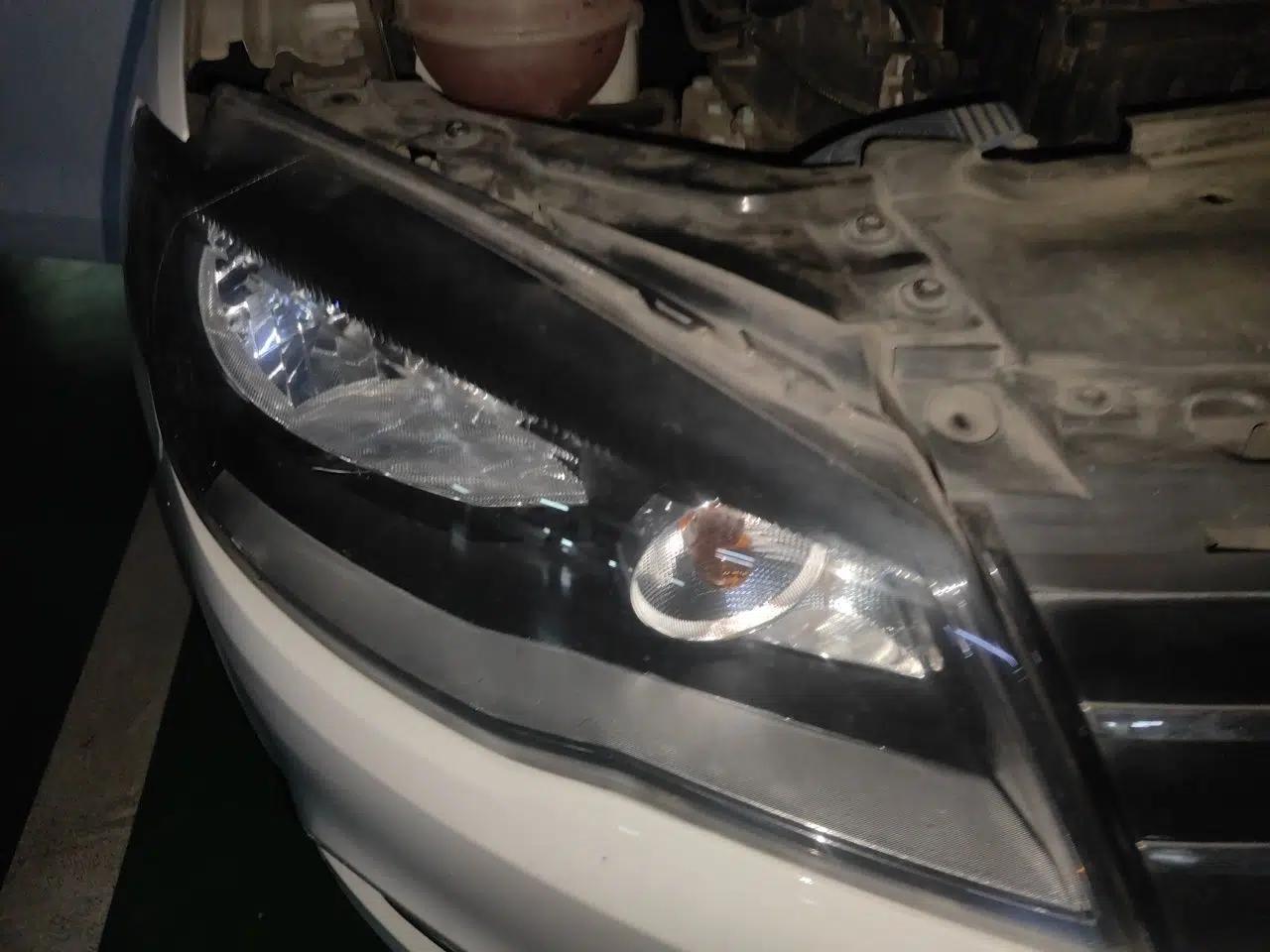 Volkswagen Jetta 2013 1.6L Automatic Comfort Model — миниатюра 7