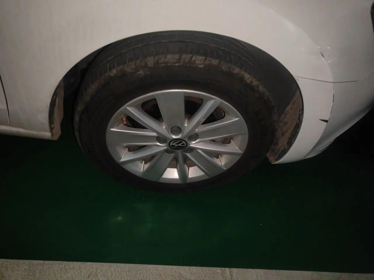 Volkswagen Jetta 2013 1.6L Automatic Comfort Model — миниатюра 8