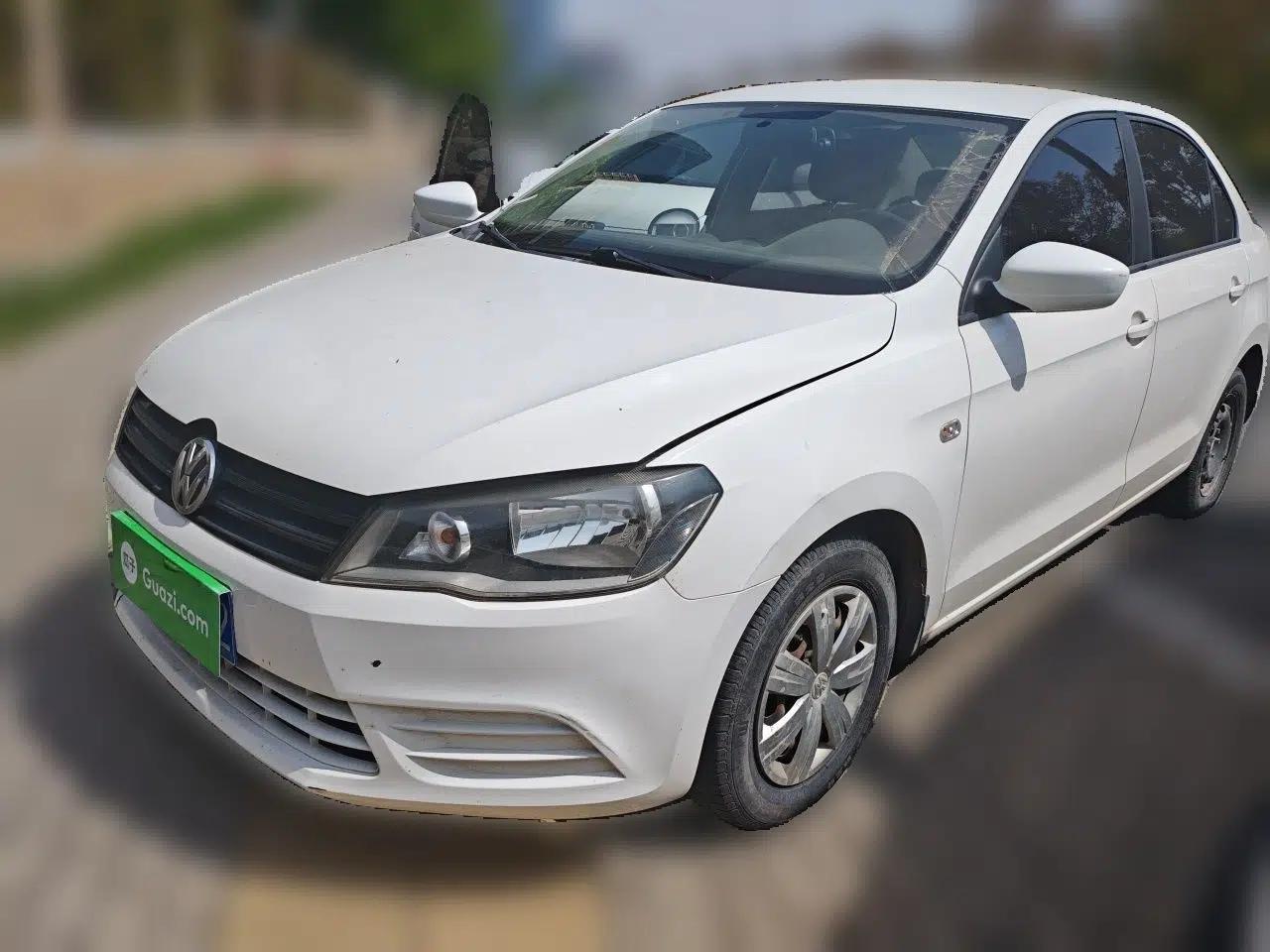 Volkswagen Jetta 2013 1.4L Manual Fashion Model — миниатюра 1