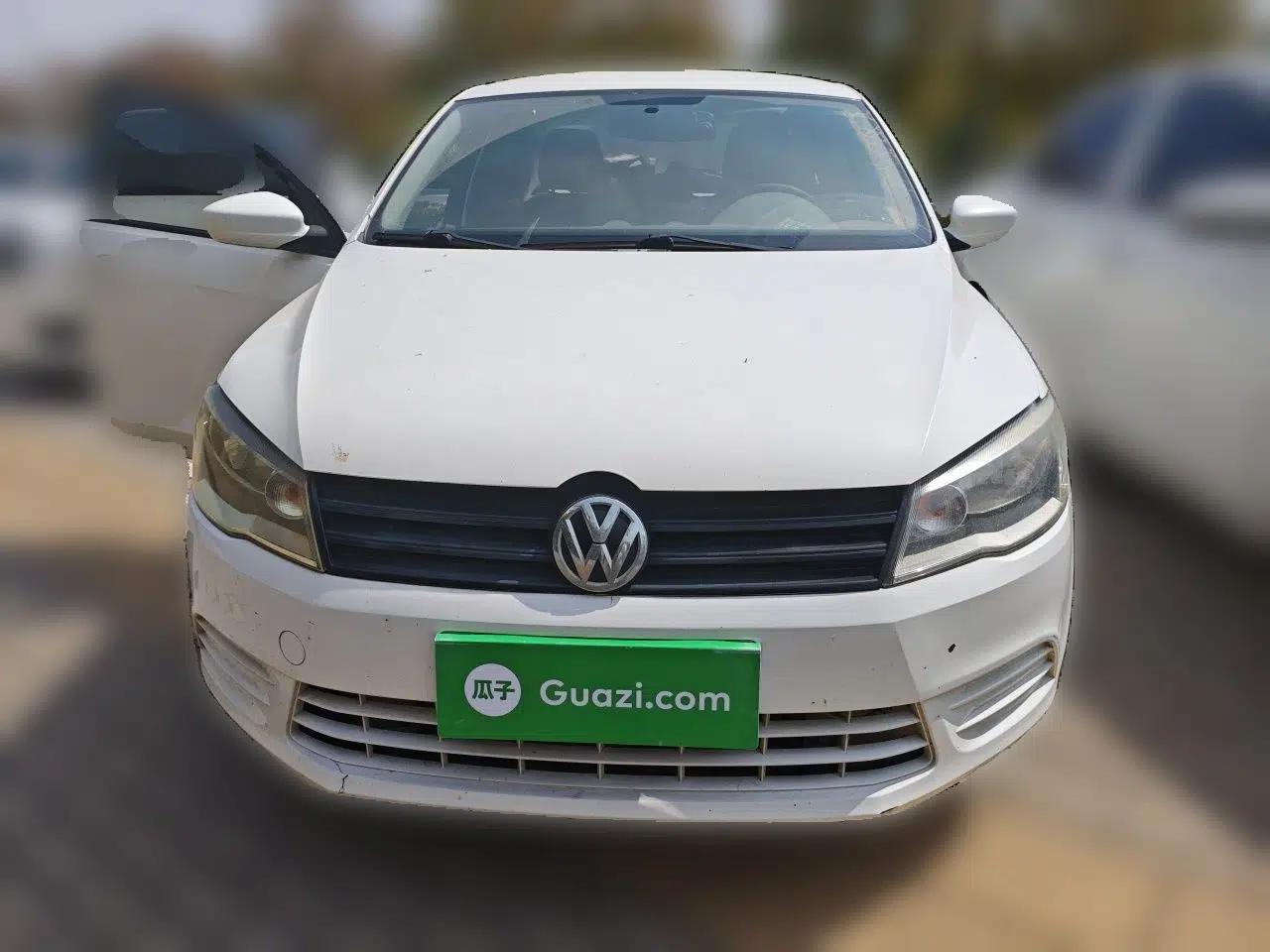 Volkswagen Jetta 2013 1.4L Manual Fashion Model — миниатюра 2