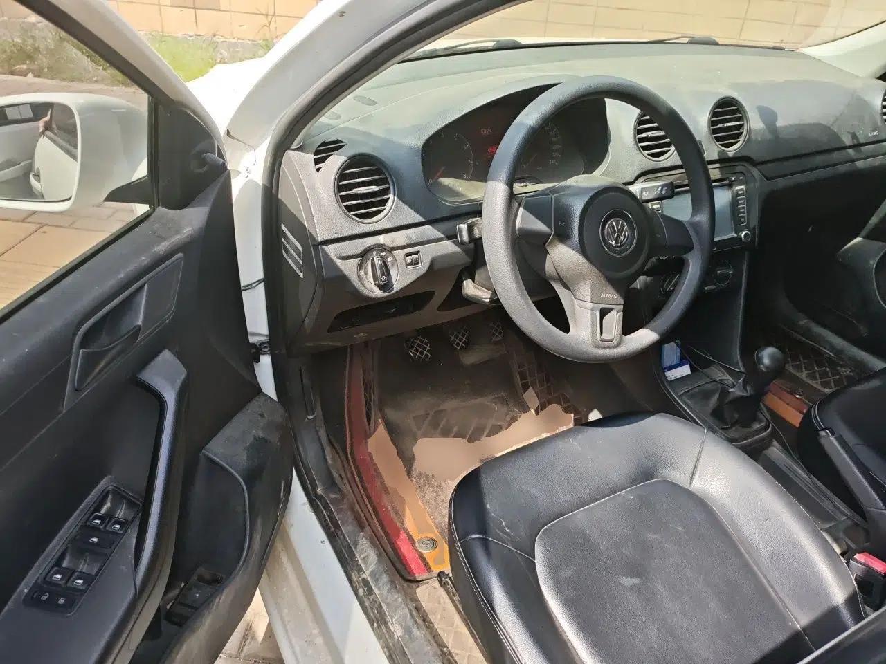 Volkswagen Jetta 2013 1.4L Manual Fashion Model — миниатюра 17