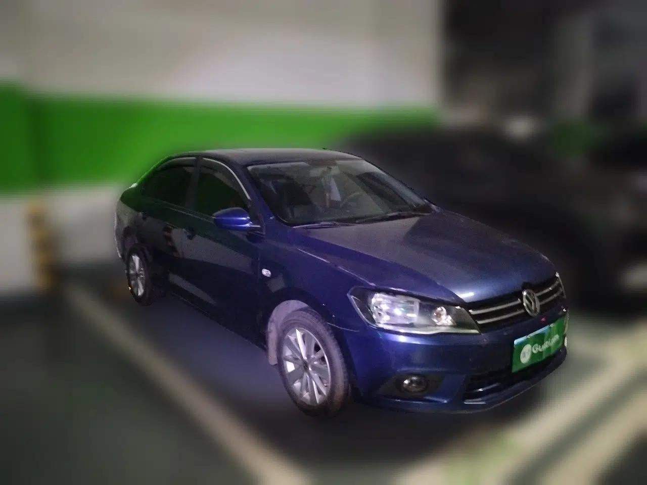 Volkswagen Jetta 2013 1.6L Automatic Comfort Model — миниатюра 3