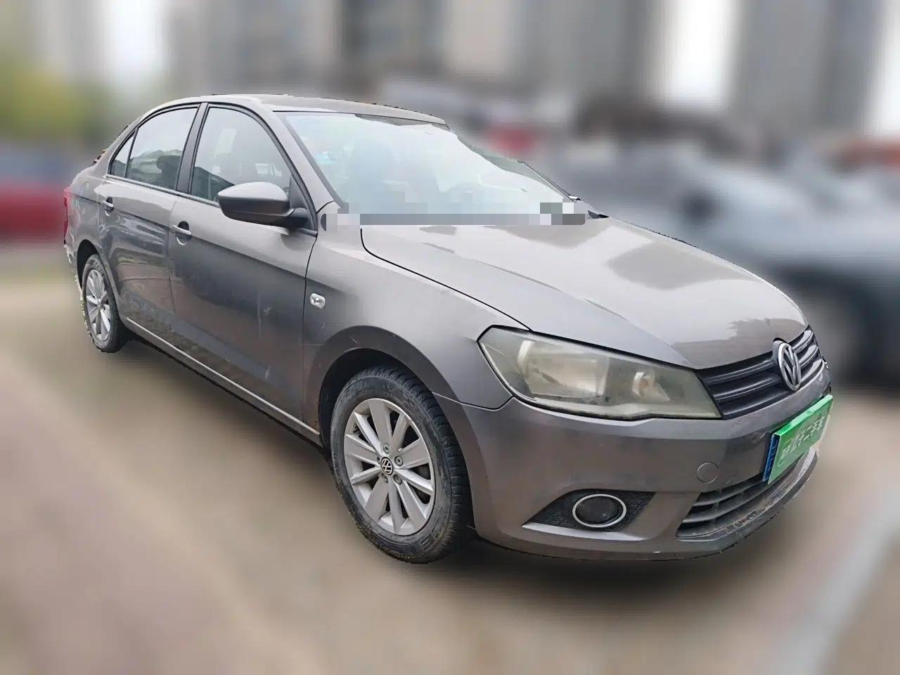 Volkswagen Jetta 2013 1.4L Manual Comfort Model — миниатюра 3