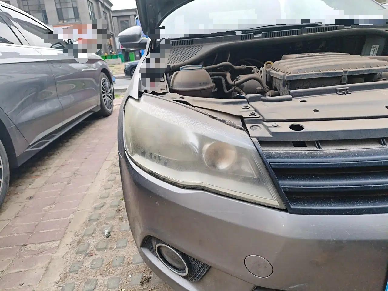 Volkswagen Jetta 2013 1.4L Manual Comfort Model — миниатюра 7