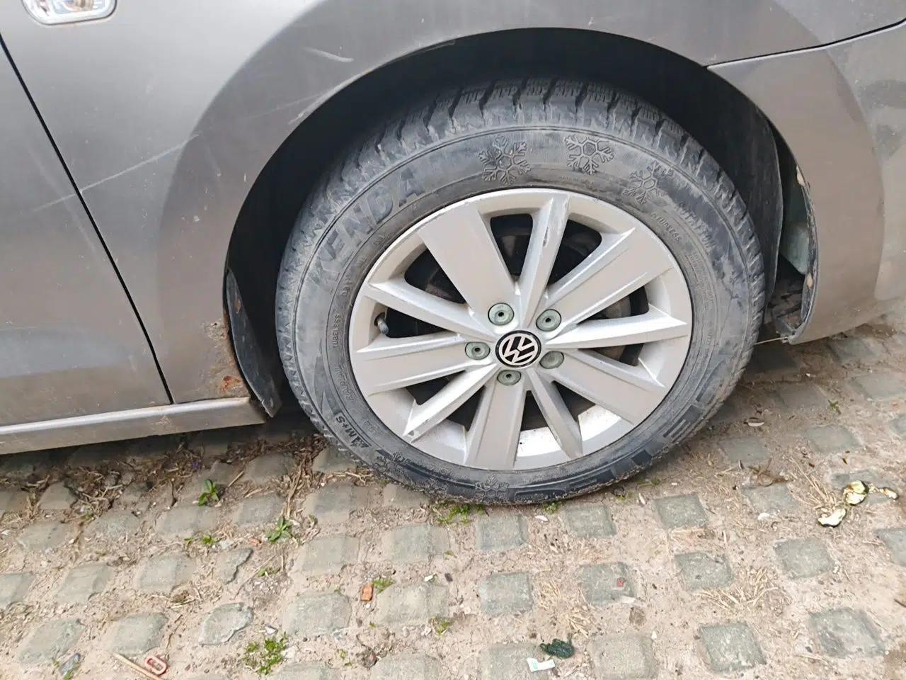 Volkswagen Jetta 2013 1.4L Manual Comfort Model — миниатюра 8