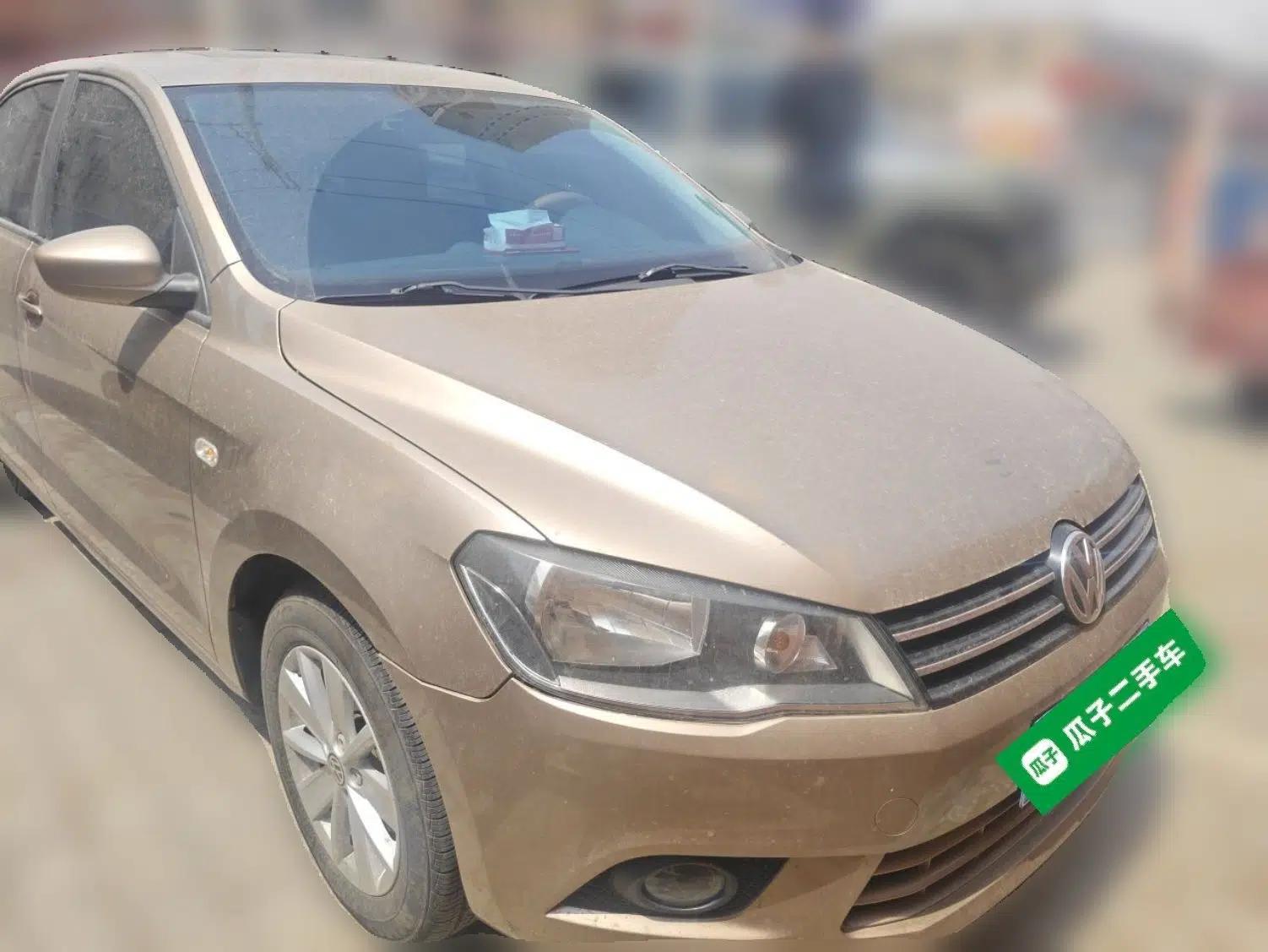Volkswagen Jetta 2013 1.6L Manual Comfort Model — миниатюра 3