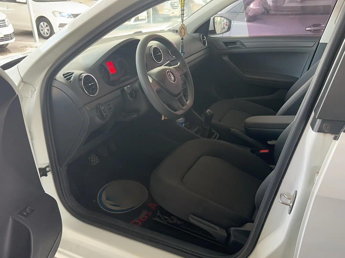 Volkswagen Jetta 2019 Dream Edition 1.5L Manual Fashion Version — миниатюра 15