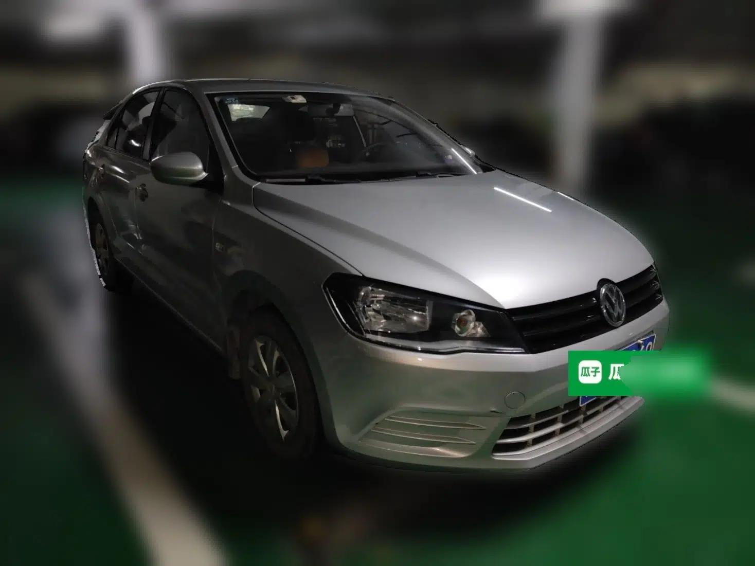 Volkswagen Jetta 2015 Value Edition 1.6L Manual Fashionable Style — миниатюра 3