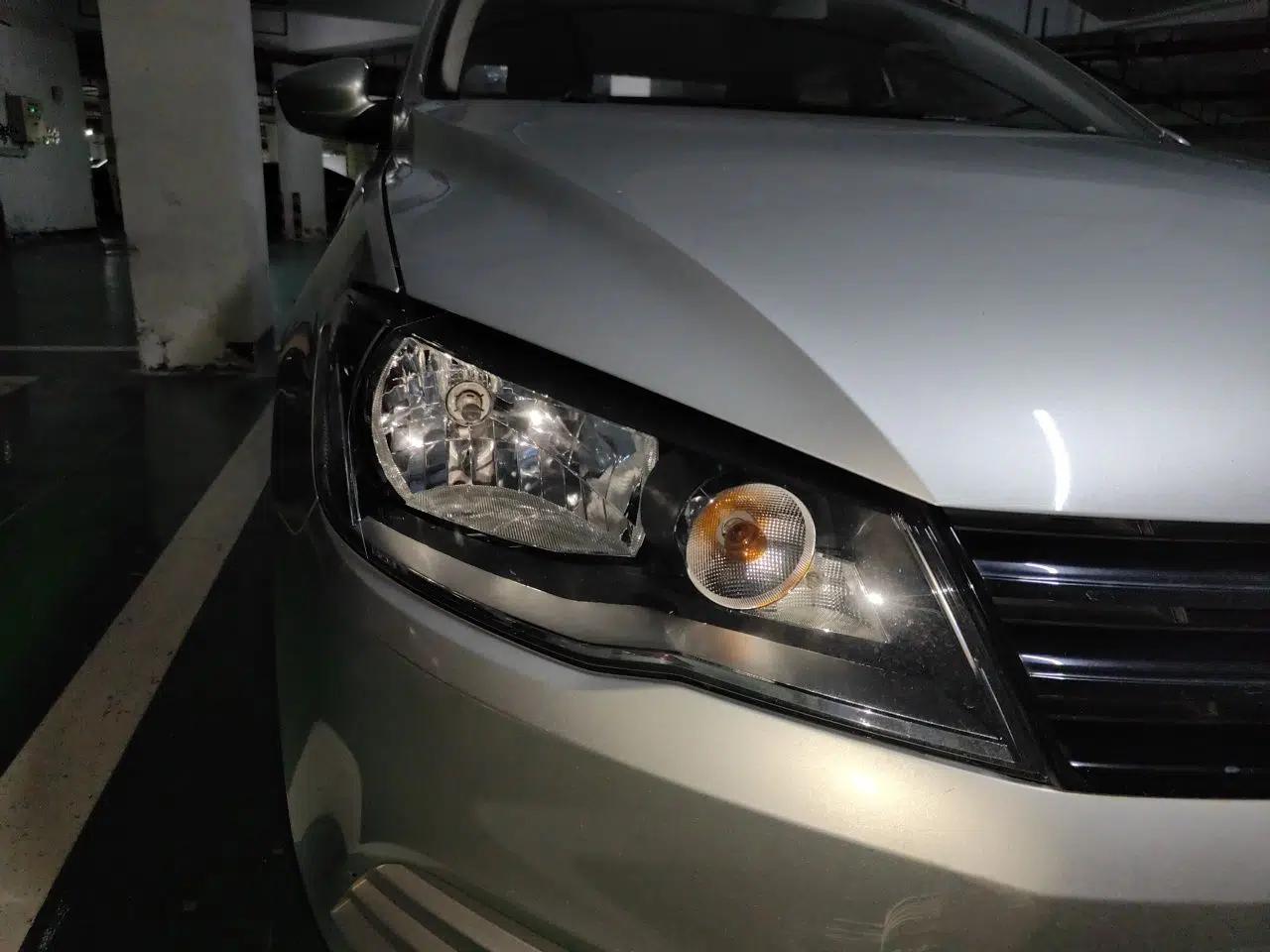 Volkswagen Jetta 2015 Value Edition 1.6L Manual Fashionable Style — миниатюра 7