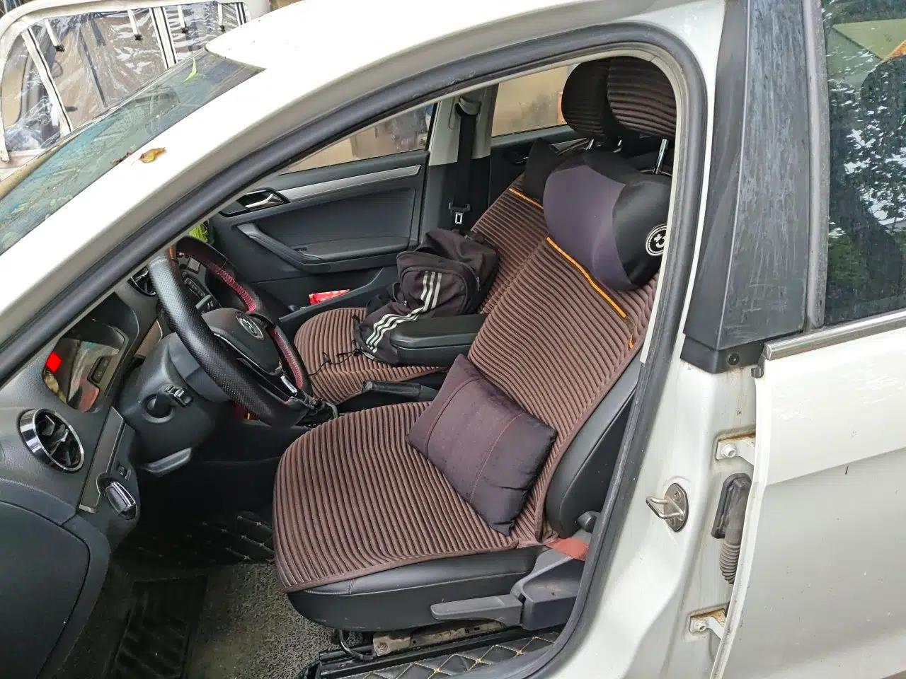 Volkswagen Jetta 2017 1.5L Automatic Comfort Model — миниатюра 16