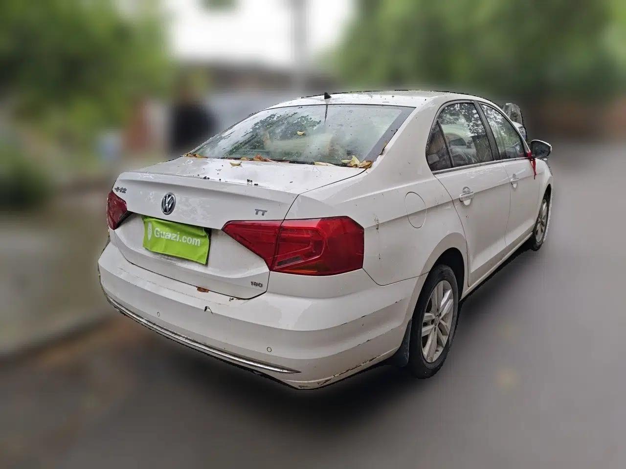 Volkswagen Jetta 2017 1.5L Automatic Comfort Model — миниатюра 6