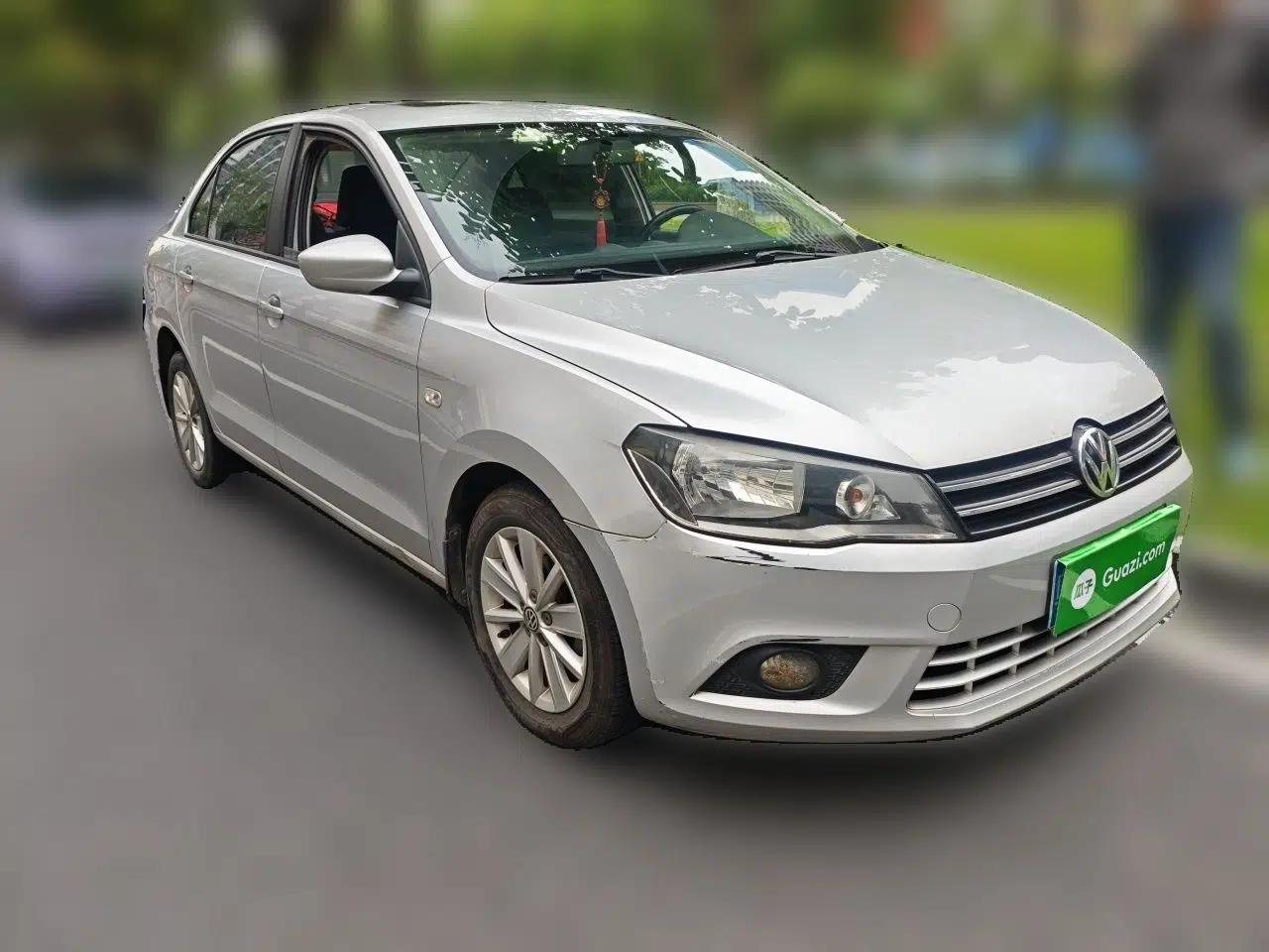 Volkswagen Jetta 2013 1.6L Manual Comfort Model — миниатюра 3