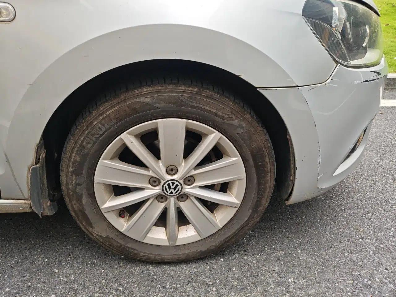 Volkswagen Jetta 2013 1.6L Manual Comfort Model — миниатюра 8
