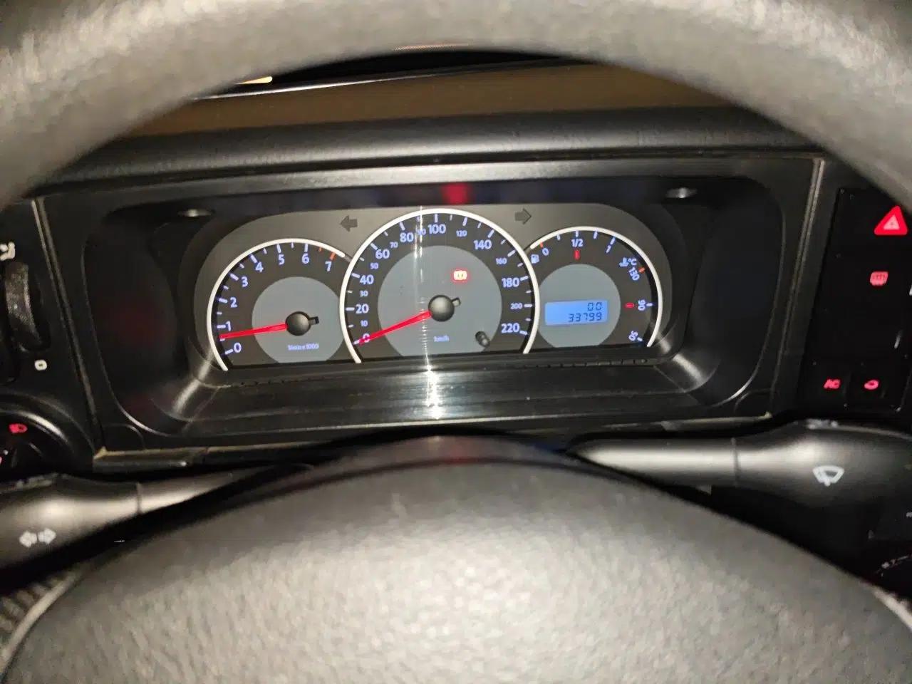 Volkswagen Jetta 2008 CIF Spring Model — миниатюра 12