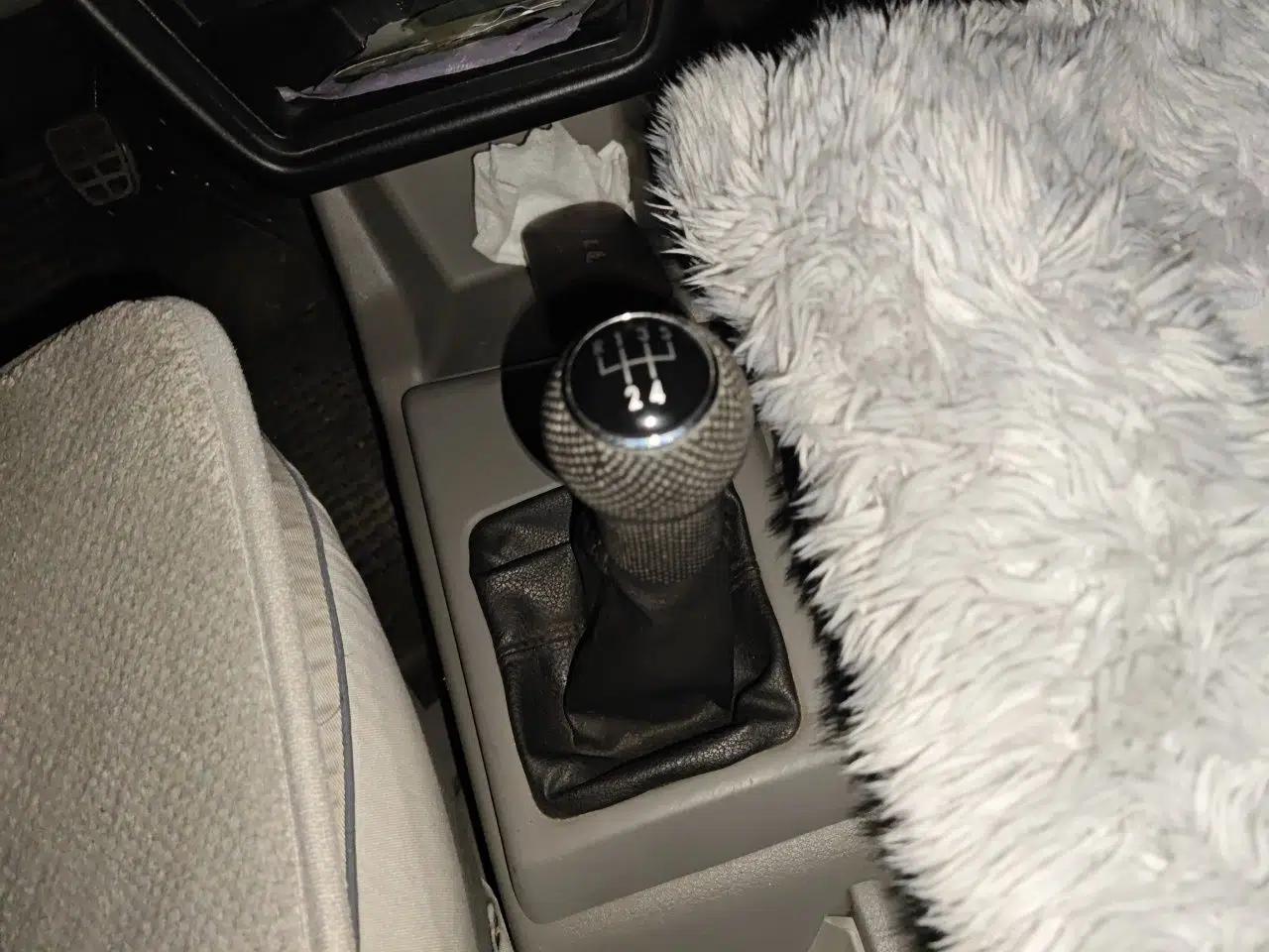 Volkswagen Jetta 2008 CIF Spring Model — миниатюра 15