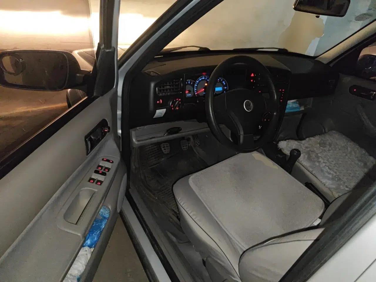 Volkswagen Jetta 2008 CIF Spring Model — миниатюра 17
