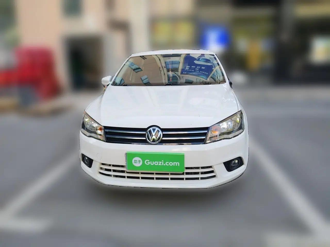 Volkswagen Jetta 2013 1.6L Manual Comfort Model — миниатюра 2
