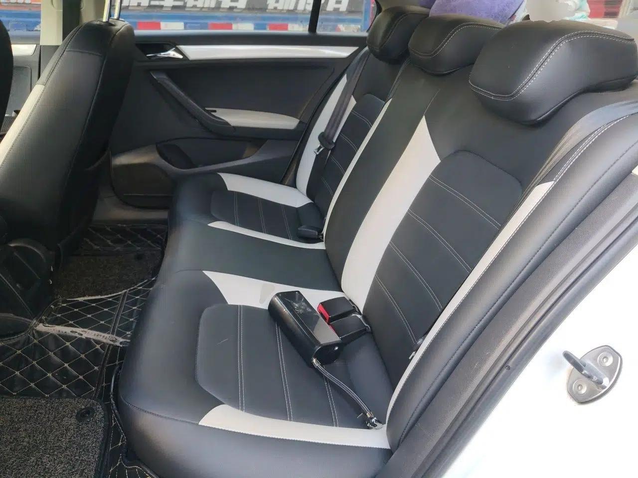 Volkswagen Jetta 2013 1.6L Manual Comfort Model — миниатюра 18
