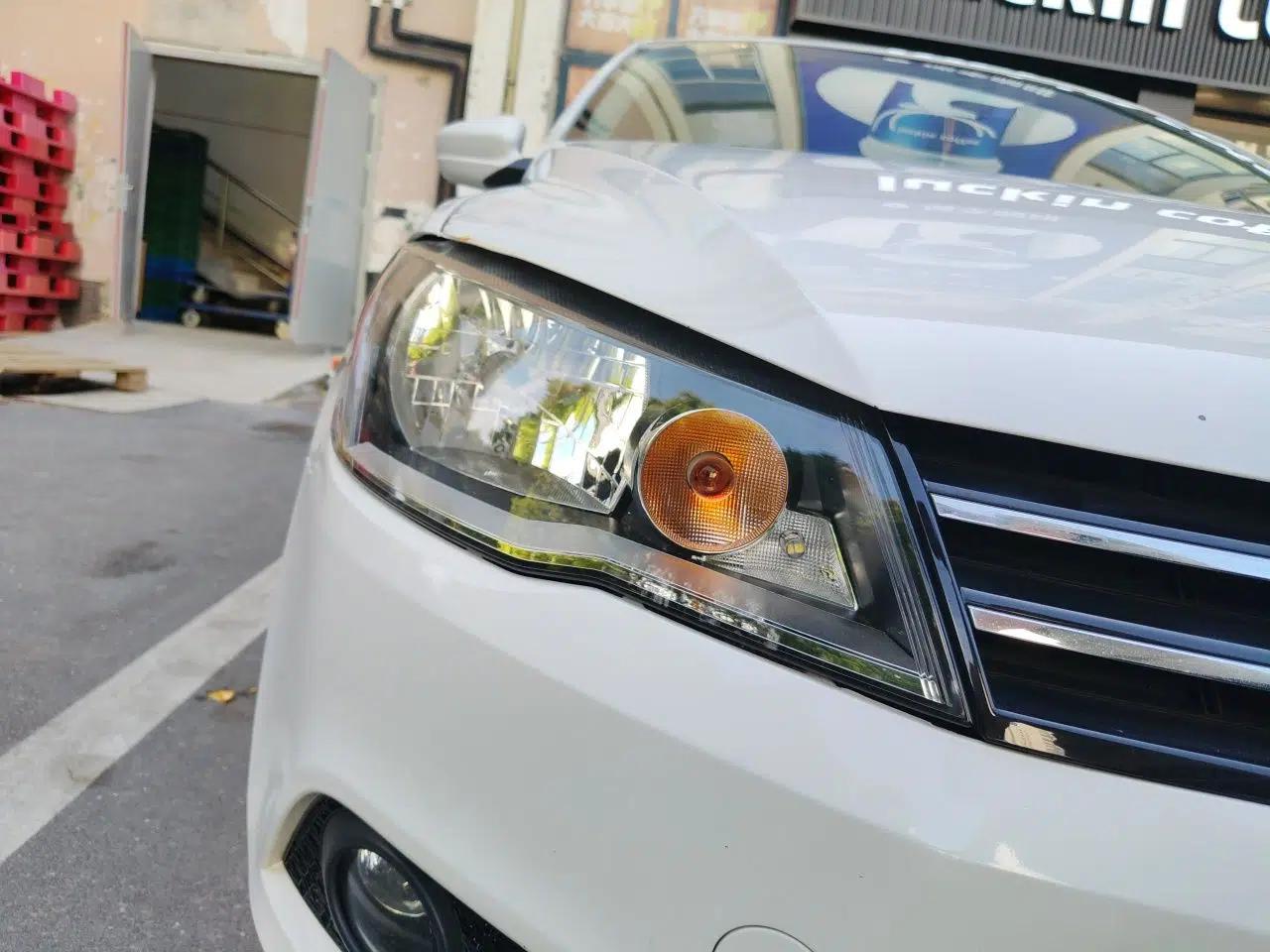 Volkswagen Jetta 2013 1.6L Manual Comfort Model — миниатюра 7