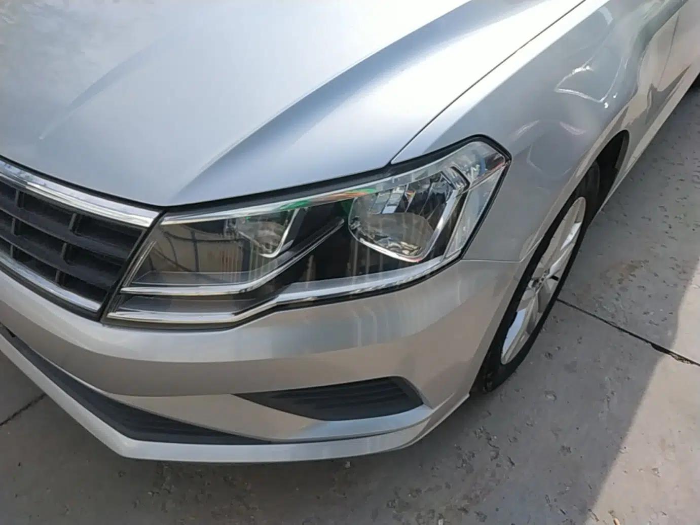 Volkswagen Jetta 2019 Dream Edition 1.4L Manual Fashion Version — миниатюра 9