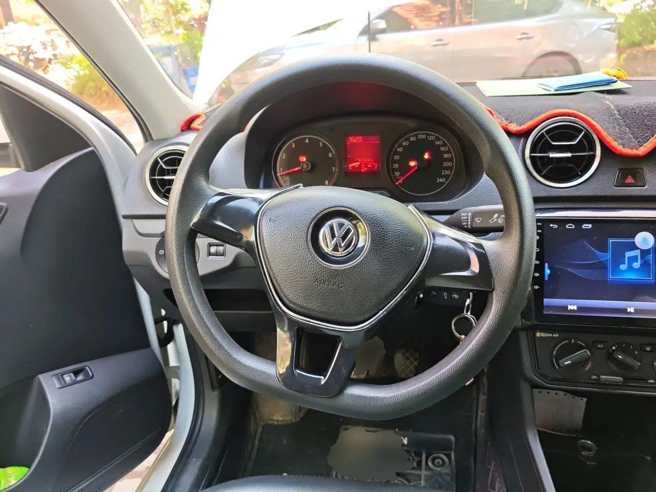 Volkswagen Jetta 2019 Dream Edition 1.5L Manual Fashion Version — миниатюра 11