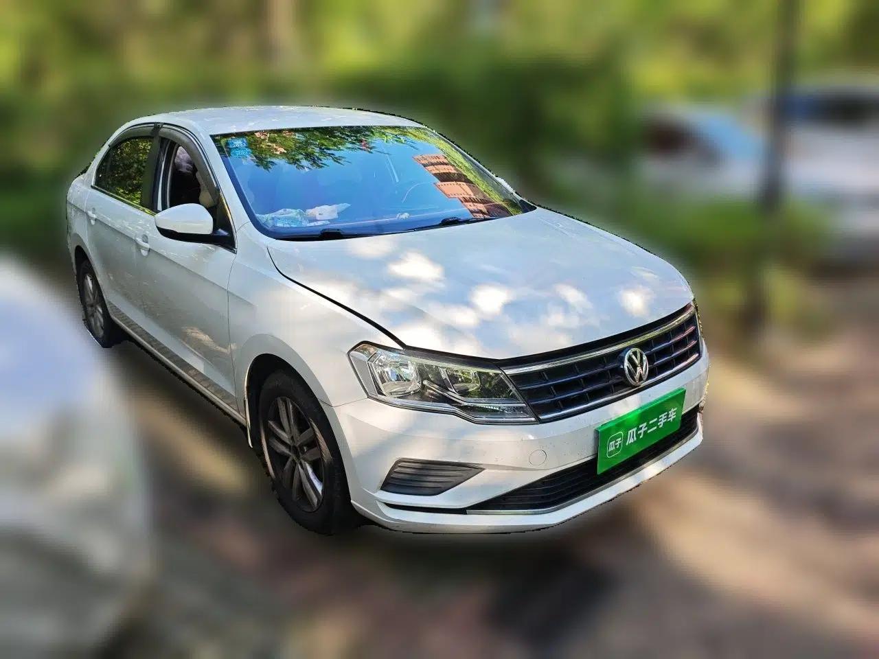 Volkswagen Jetta 2019 Dream Edition 1.5L Manual Fashion Version — миниатюра 3