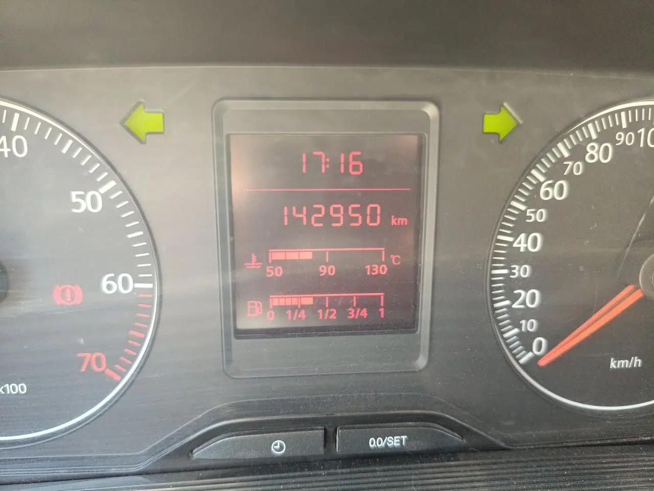 Volkswagen Jetta 2010 1.6L Partner — миниатюра 13