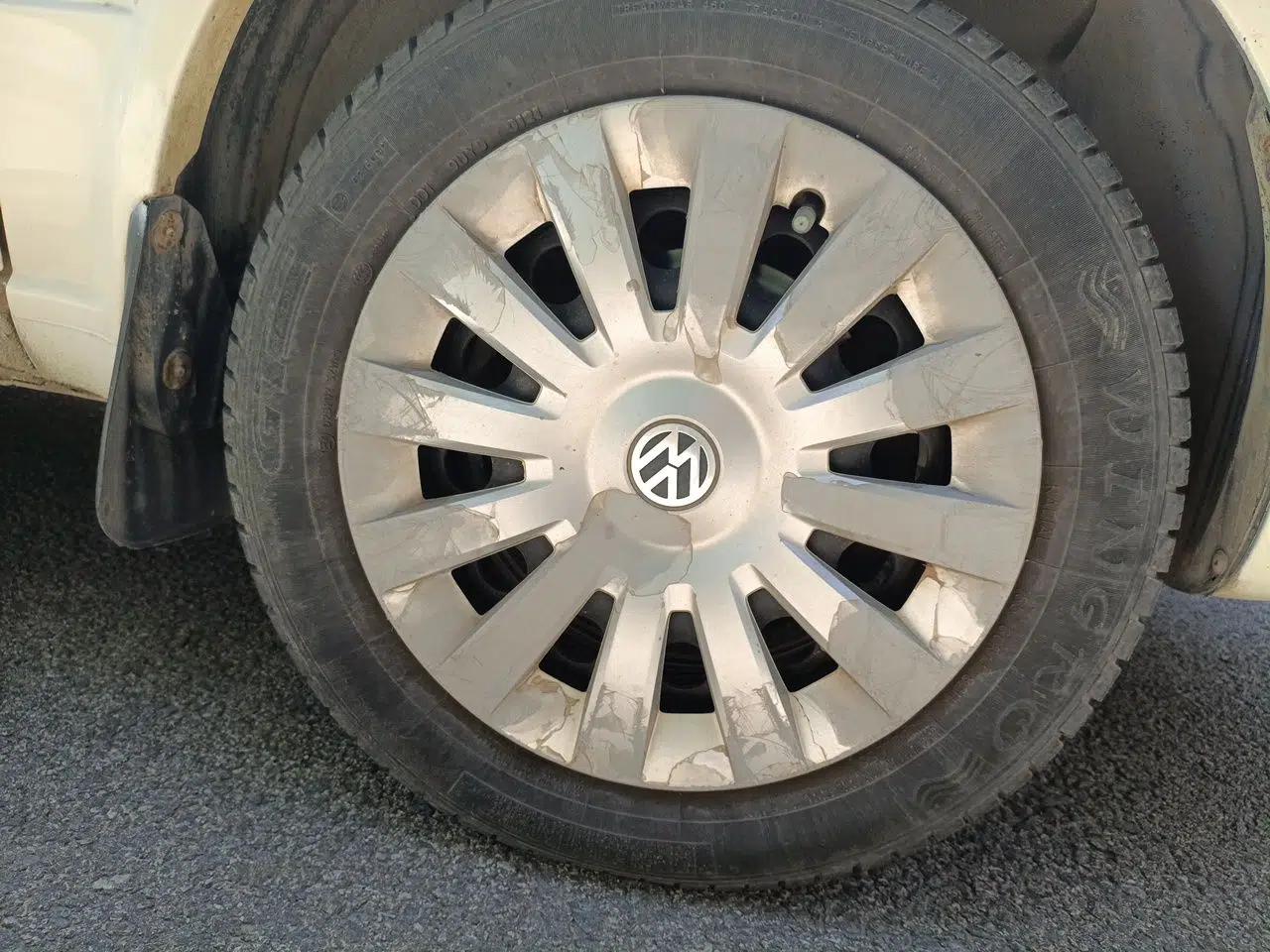 Volkswagen Jetta 2010 1.6L Partner — миниатюра 8