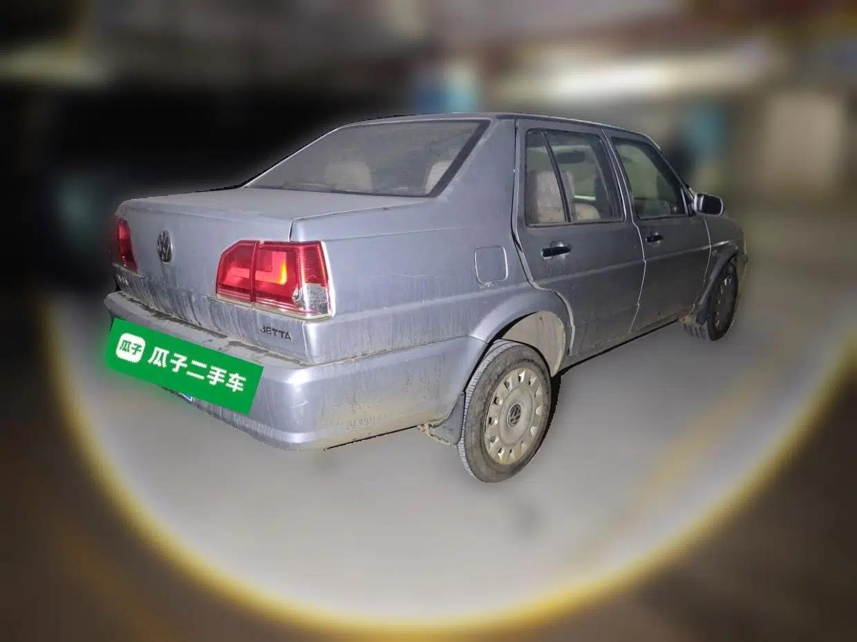 Volkswagen Jetta 2010 1.6L Partner — миниатюра 6