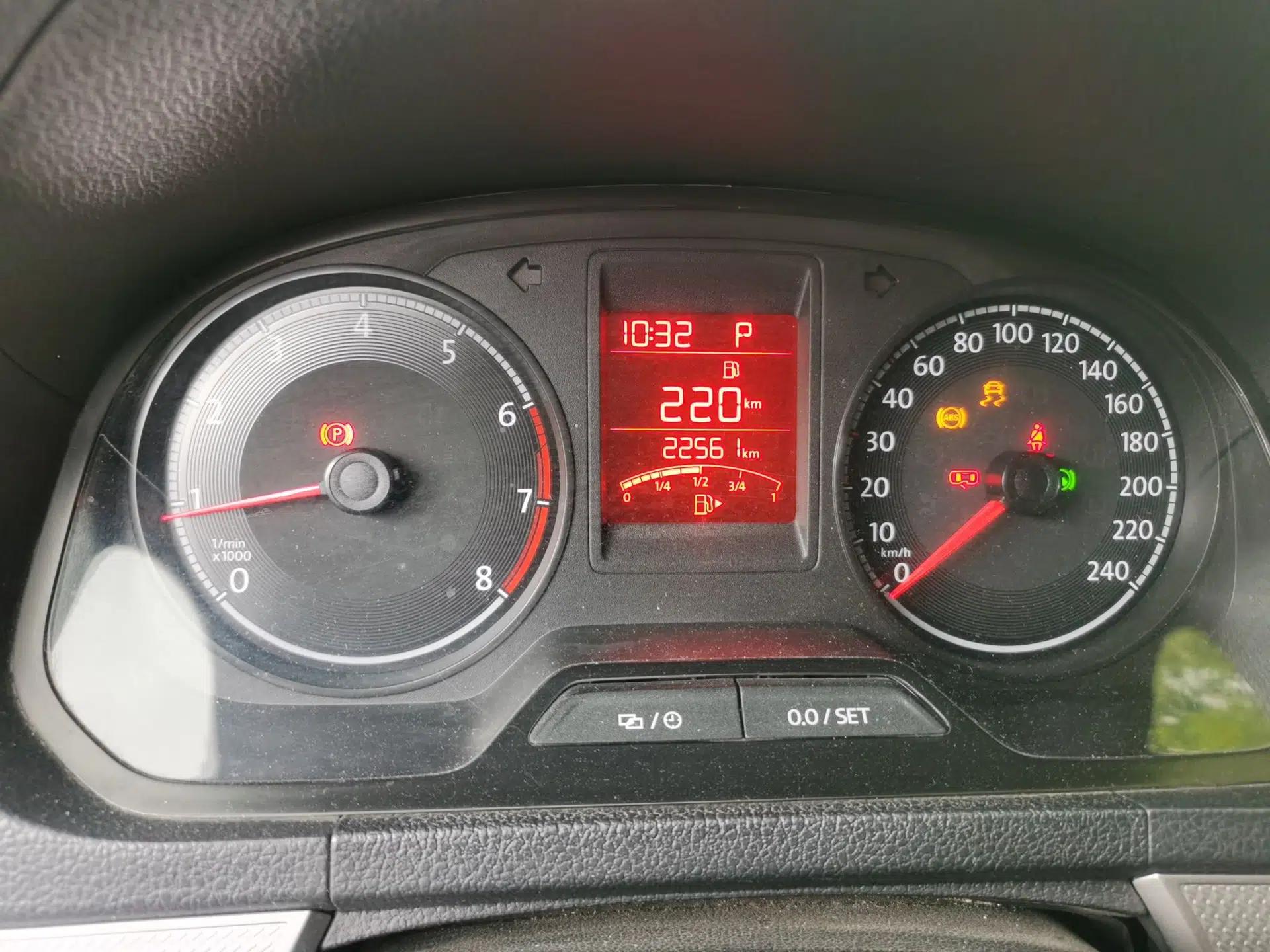 Volkswagen Jetta 2017 1.5L Automatic Comfort Model — миниатюра 13