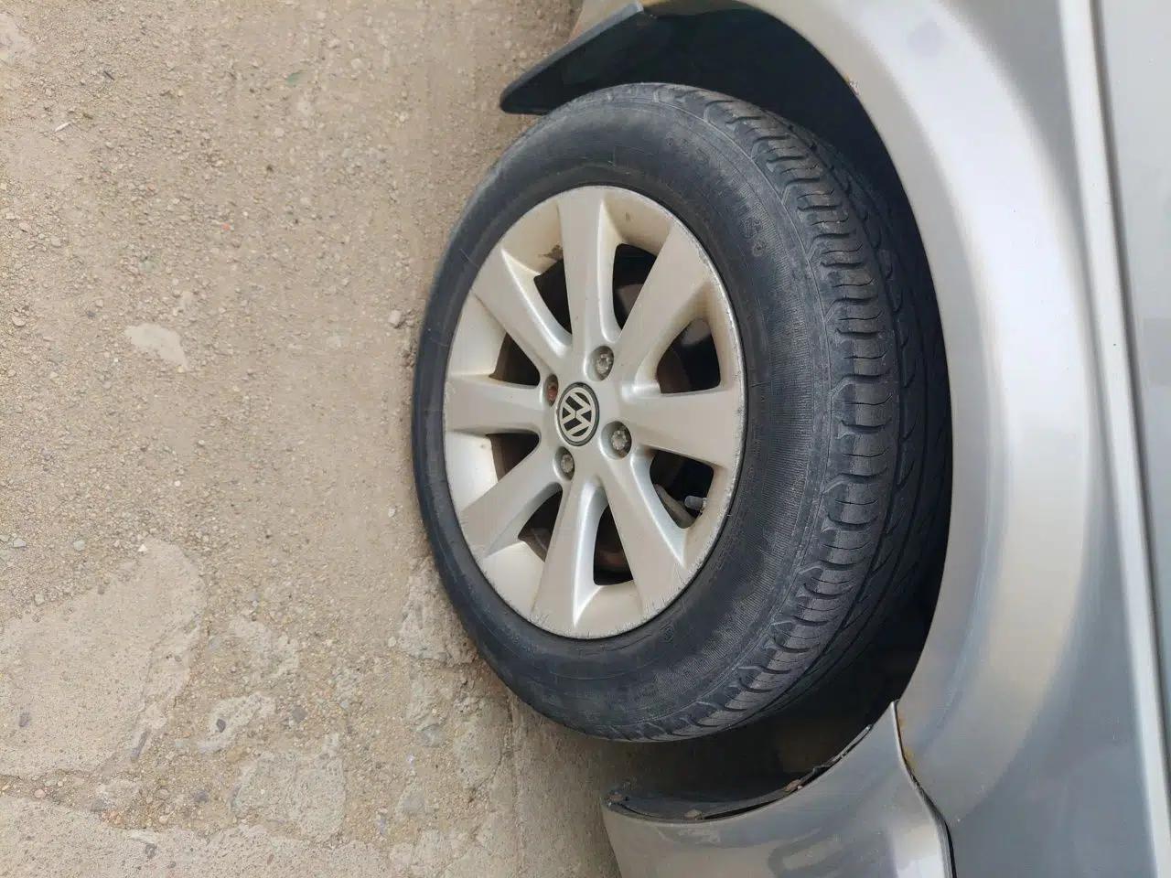 Volkswagen Jetta 2010 1.6L Vanguard — миниатюра 8
