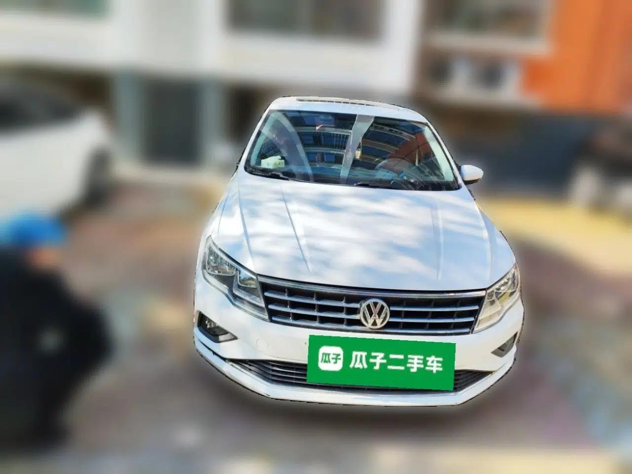 Volkswagen Jetta 2019 Dream Edition 1.5L Automatic Comfort Version — миниатюра 2