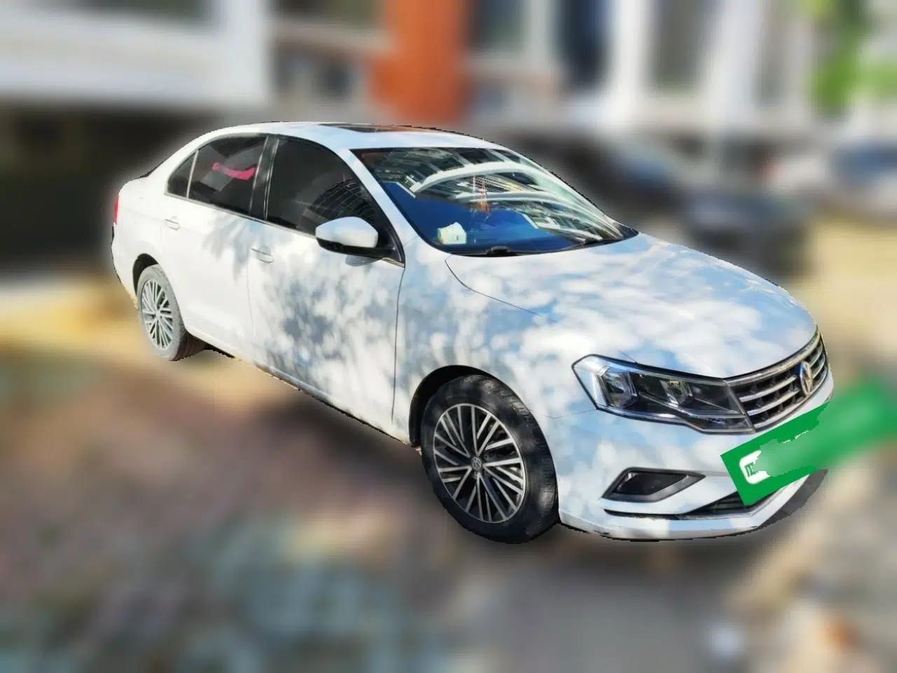 Volkswagen Jetta 2019 Dream Edition 1.5L Automatic Comfort Version — миниатюра 3