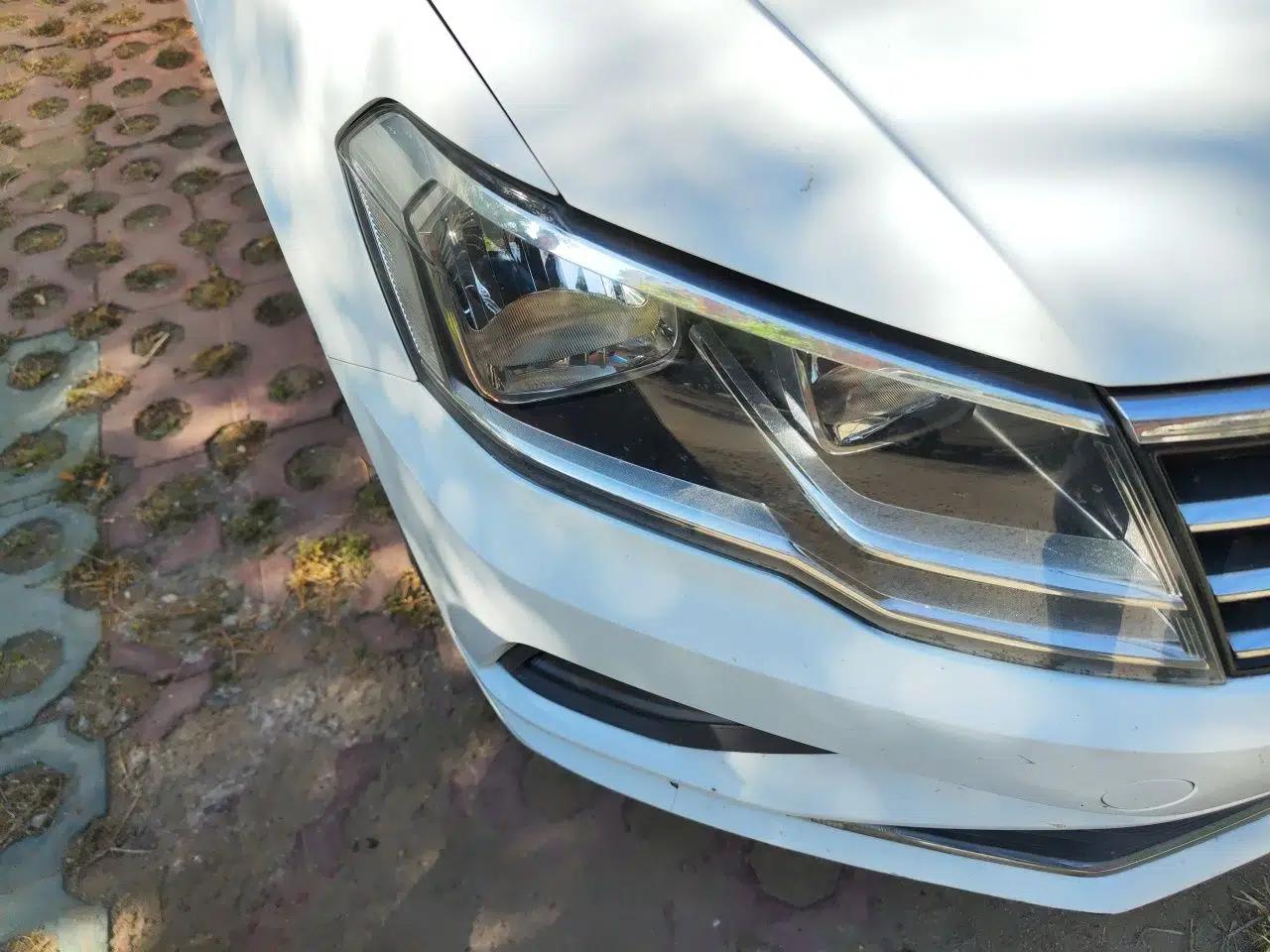 Volkswagen Jetta 2019 Dream Edition 1.5L Automatic Comfort Version — миниатюра 7