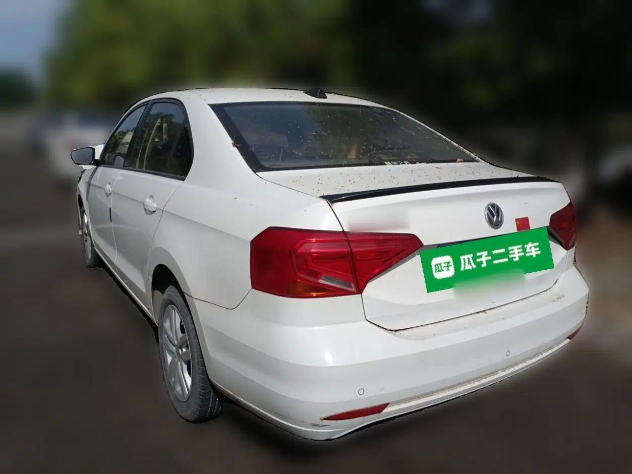 Volkswagen Jetta 2019 Dream Edition 1.5L Manual Fashion Version — миниатюра 4