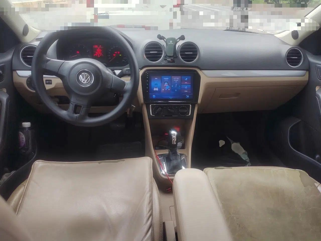 Volkswagen Jetta 2013 1.6L Automatic Comfort Model — миниатюра 10