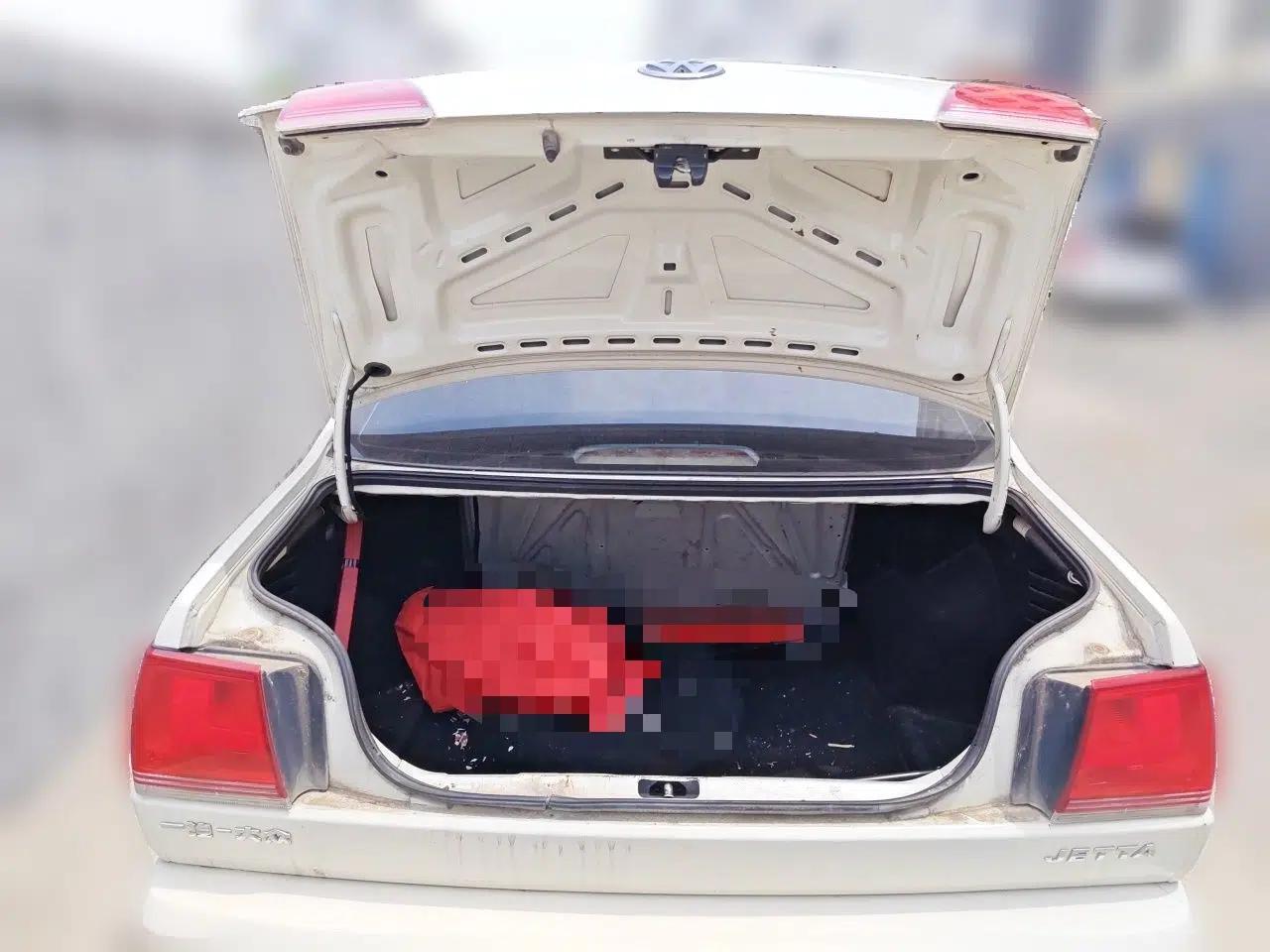 Volkswagen Jetta 2010 1.6L Partner — миниатюра 20
