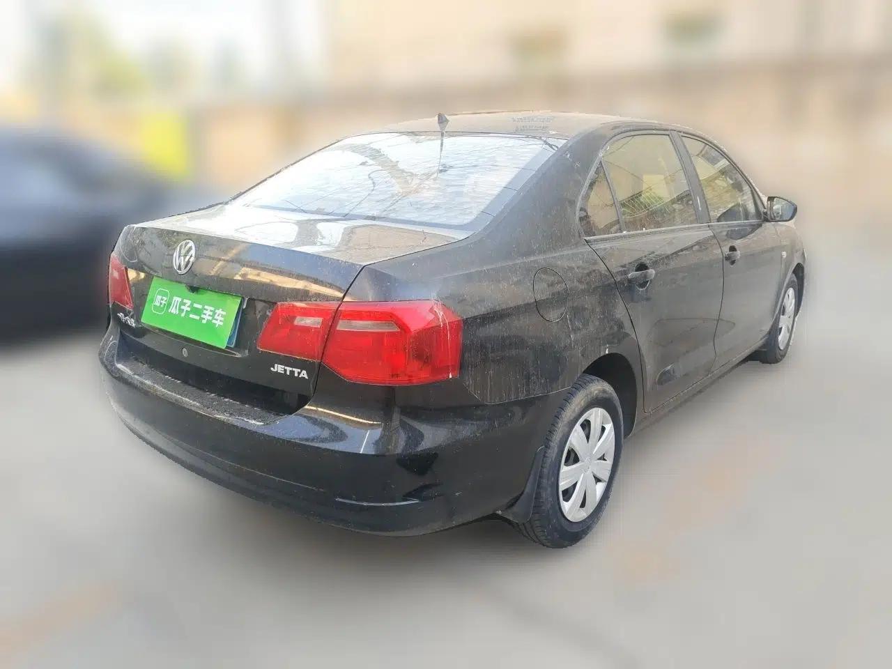 Volkswagen Jetta 2015 Zhuihui Edition 1.4L Manual Fashion Model — миниатюра 6
