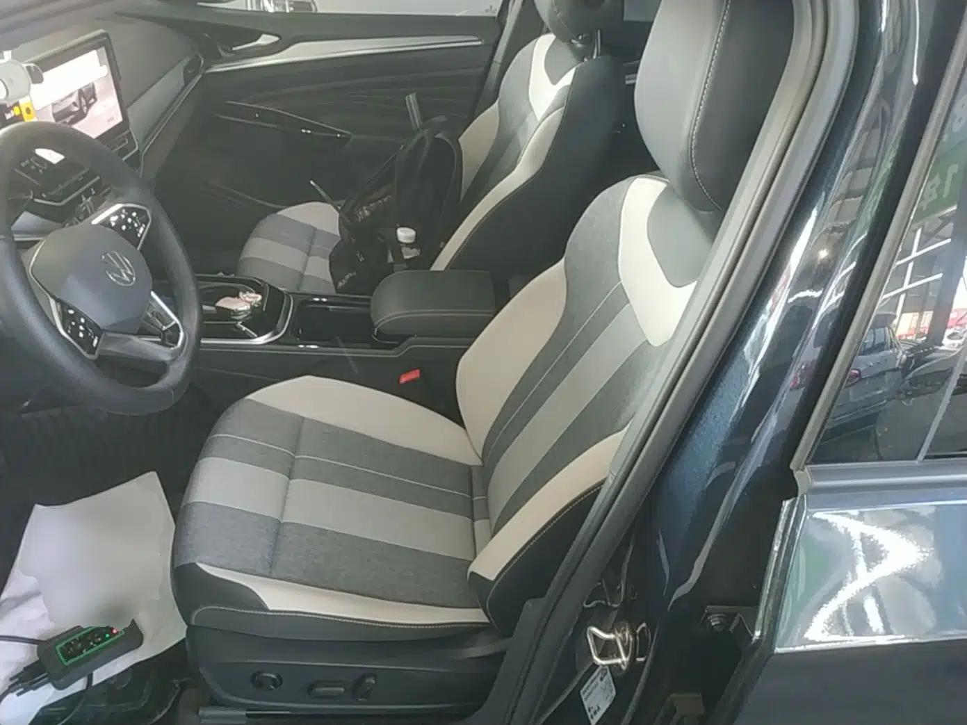Volkswagen ID.4 CROZZ 2024 Pure Edition Limited Edition — миниатюра 18
