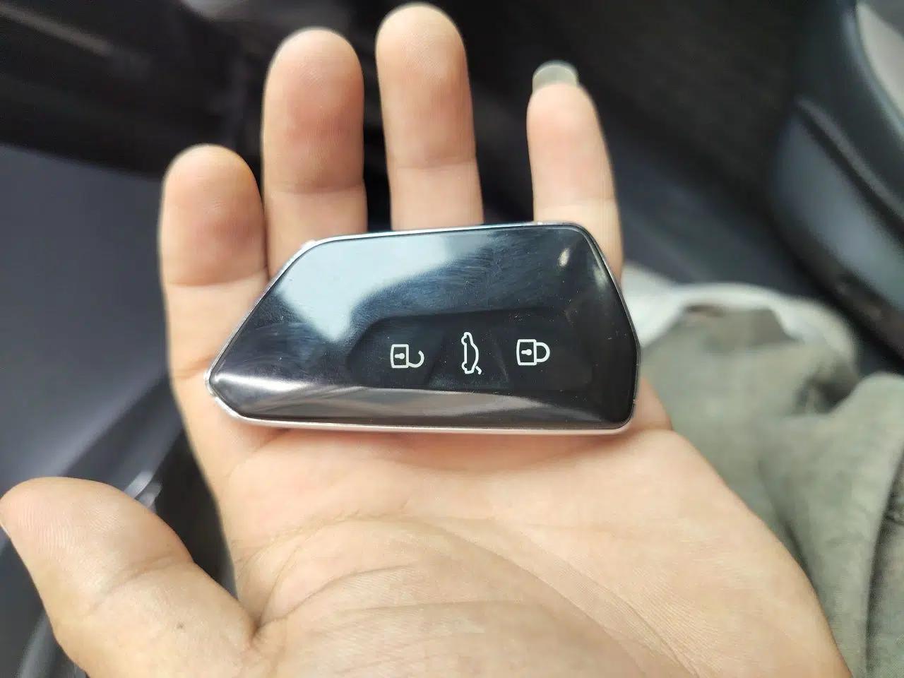 Volkswagen ID.4 CROZZ 2024 Pure Edition Limited Edition — миниатюра 9