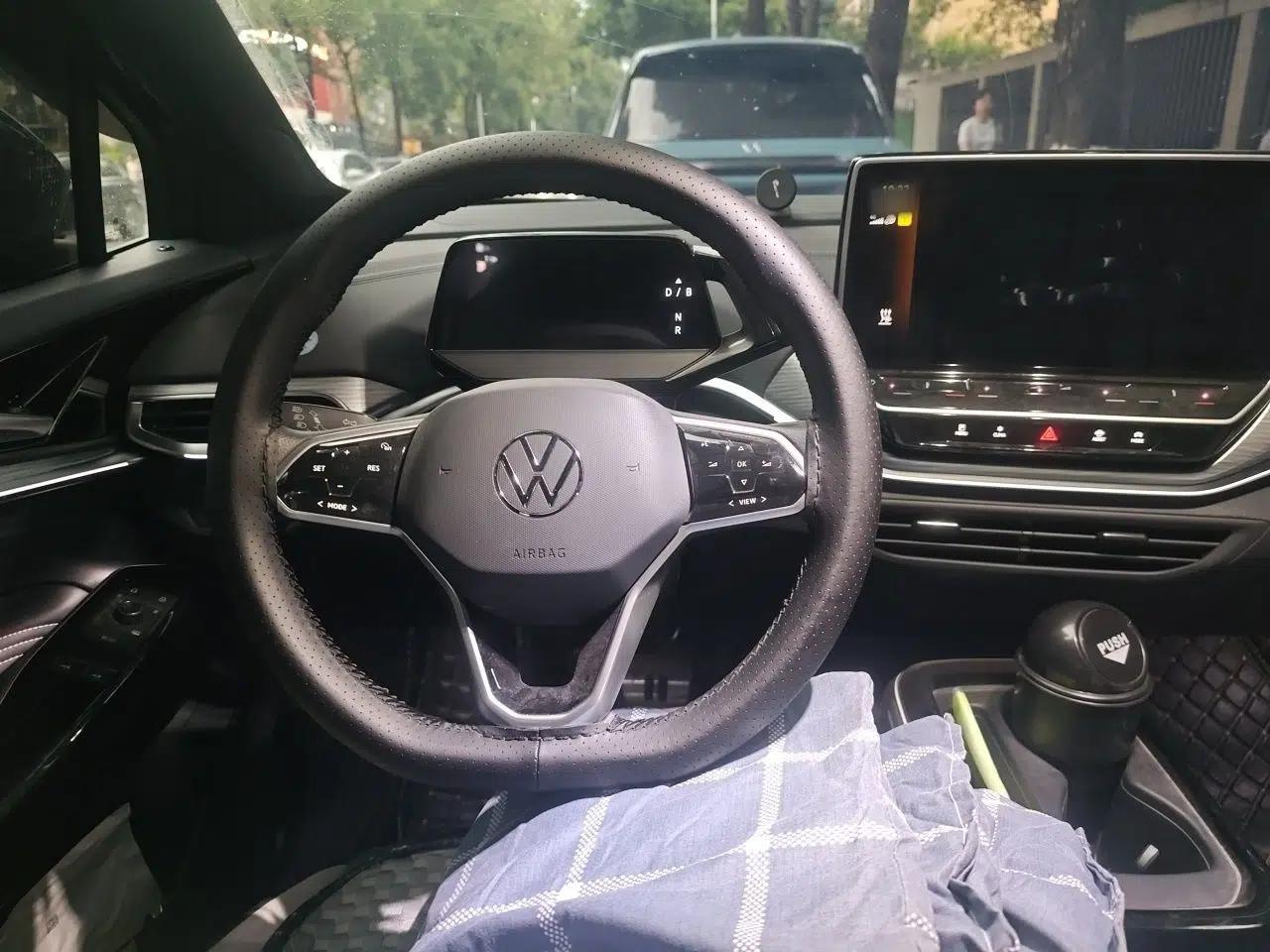 Volkswagen ID.4 CROZZ 2022 Pure Edition Limited Edition — миниатюра 11
