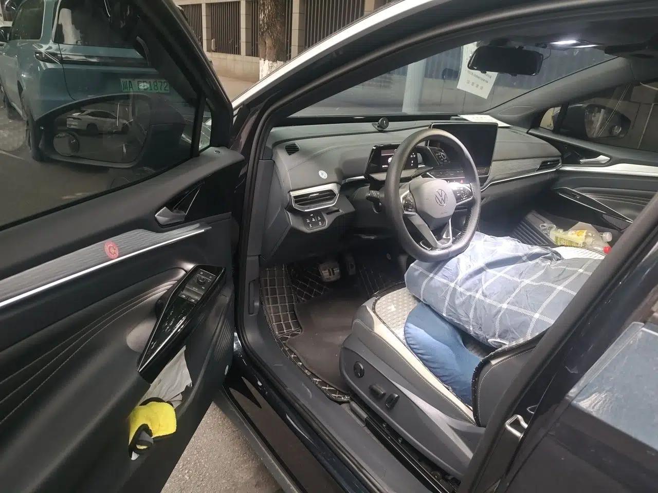 Volkswagen ID.4 CROZZ 2022 Pure Edition Limited Edition — миниатюра 17